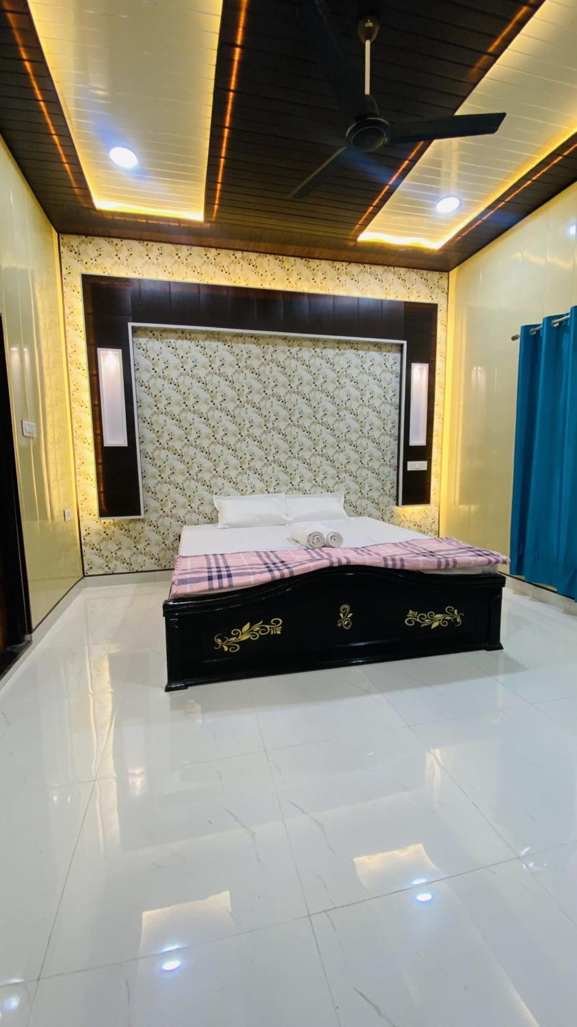 Mandir Saket Bhawan 호텔 Ayodhya 외부 사진